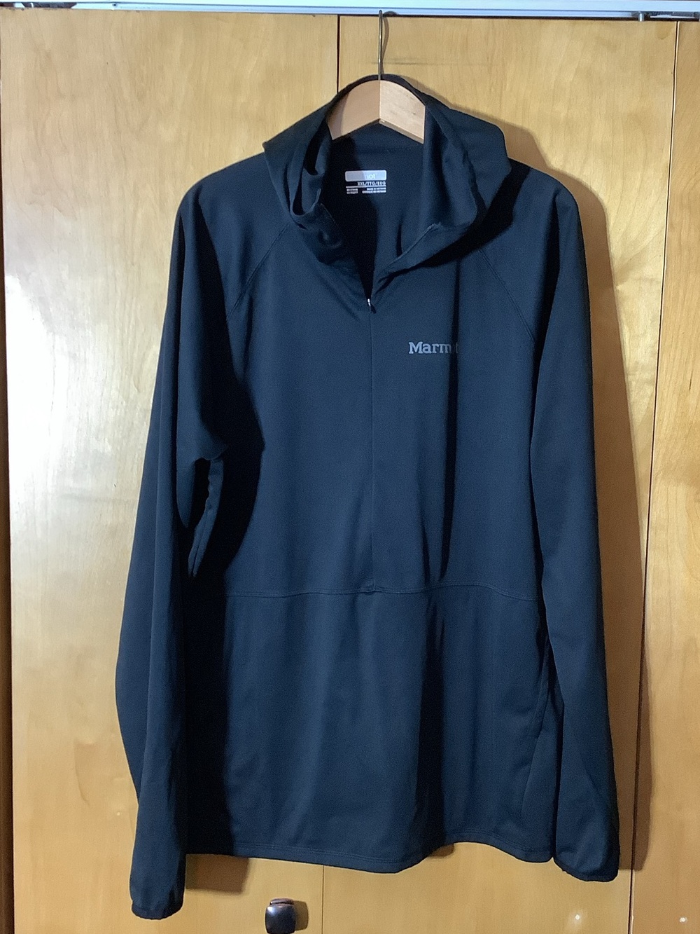 Marmot black 1/2 zip performance hoodie, size XXL